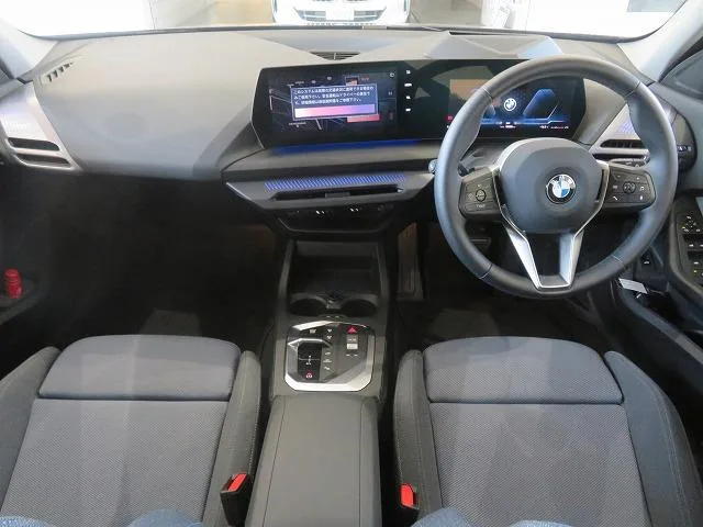 BMW 1 Series 120 2024 — миниатюра 3