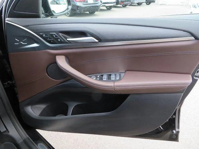 BMW X4 X DRIVE 20D M SPORT 2024 — миниатюра 5