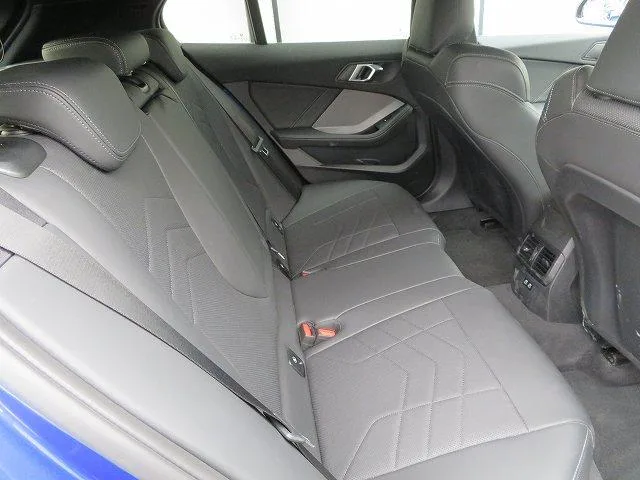 BMW 1 SERIES 120 M SPORT HI-LINE PACKAGE 2025 — миниатюра 4