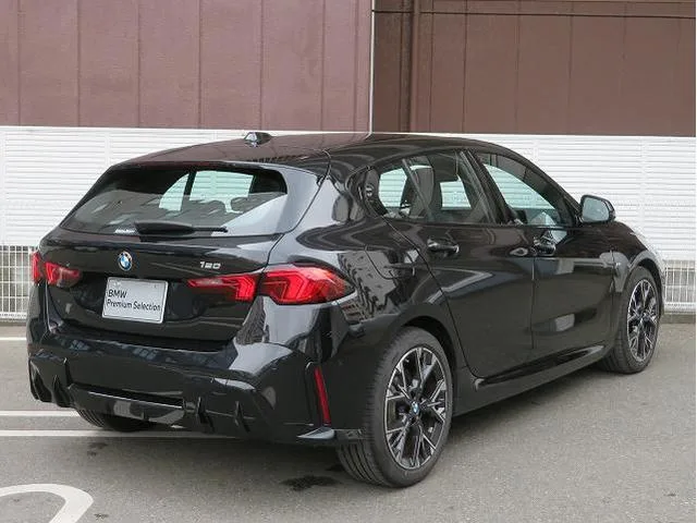 BMW 1 SERIES 120 M SPORT 2025 — миниатюра 4