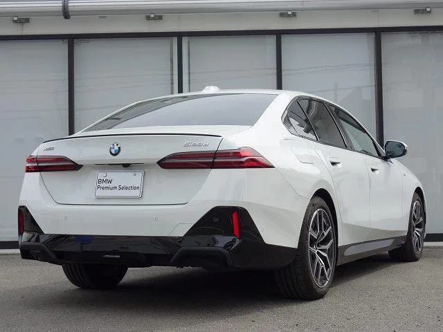 BMW 5 Series 523D X DRIVE M-SPORT 2025 — миниатюра 3
