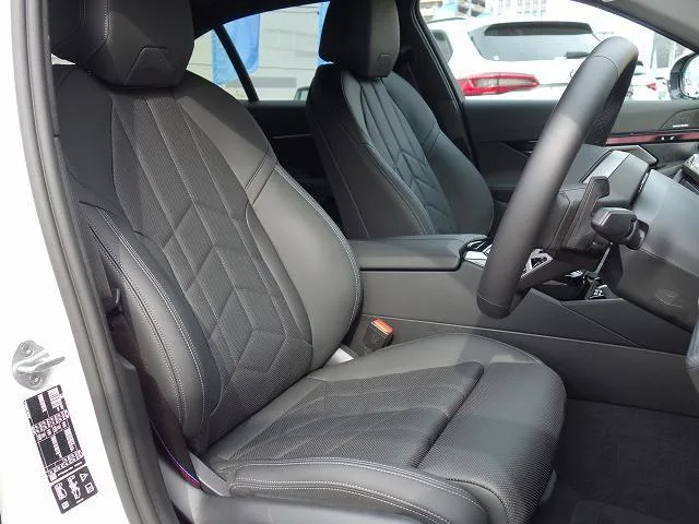 BMW 5 Series 523D X DRIVE M-SPORT 2025 — миниатюра 4