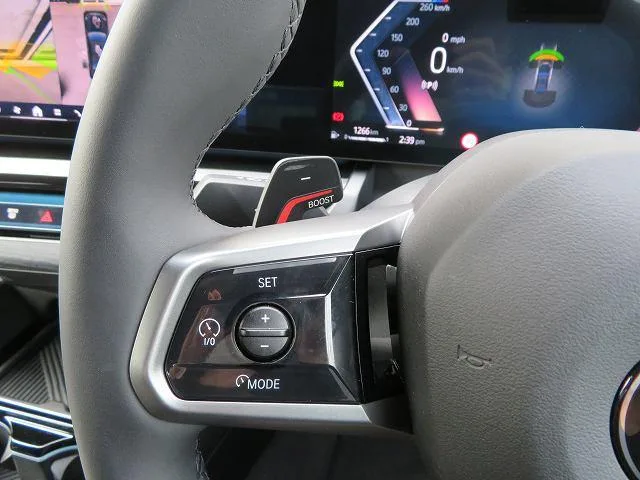 BMW 5 SERIES 523D X DRIVE M-SPORT 2025 — миниатюра 4