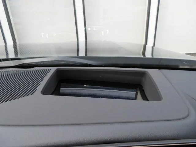 BMW 5 SERIES 523D X DRIVE M-SPORT 2025 — миниатюра 5