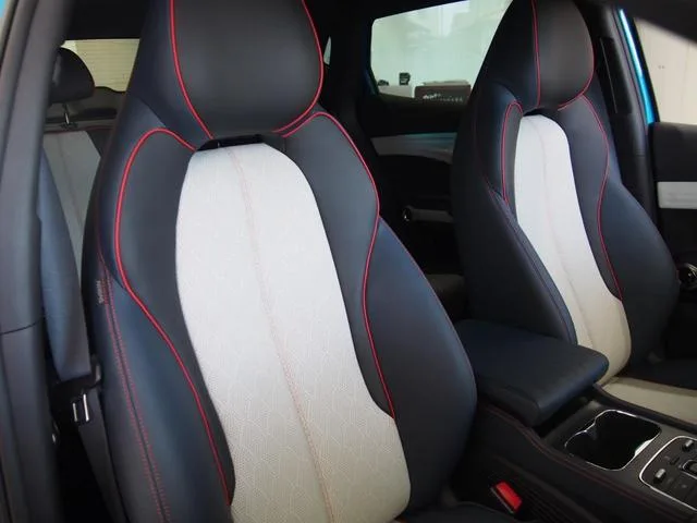 BYD ATTO 3 BASE GRADE 2023 — миниатюра 3