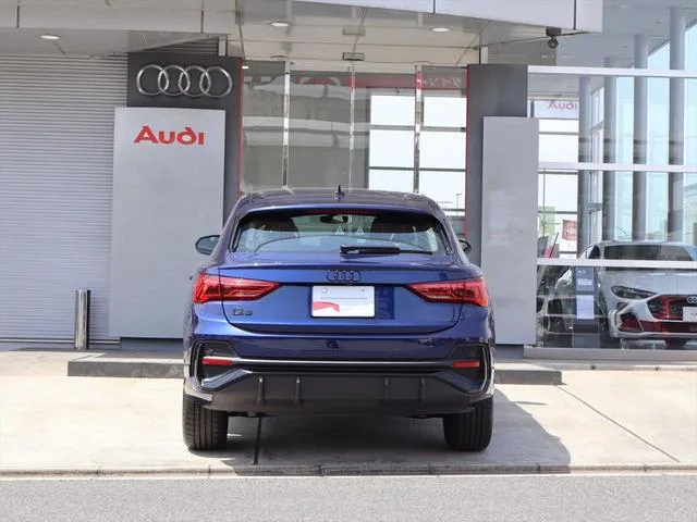 Audi Q3 SPORTBACK 35 TFSI S LINE 2025 — миниатюра 2