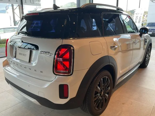 MINI MINI COOPER D CROSSOVER FIRST PACKAGE CLASSIC TRIM 2023 — миниатюра 2
