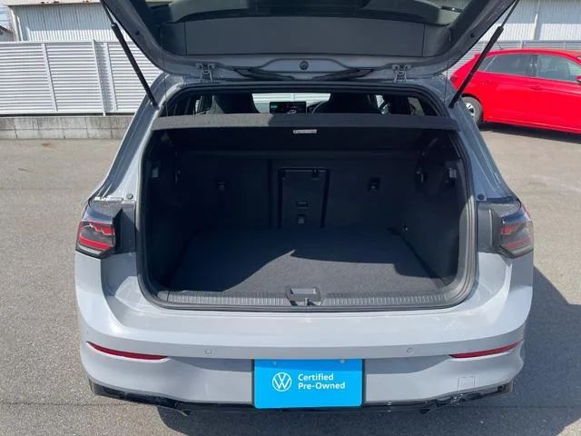 Volkswagen Golf TDI R LINE 2025 — миниатюра 3