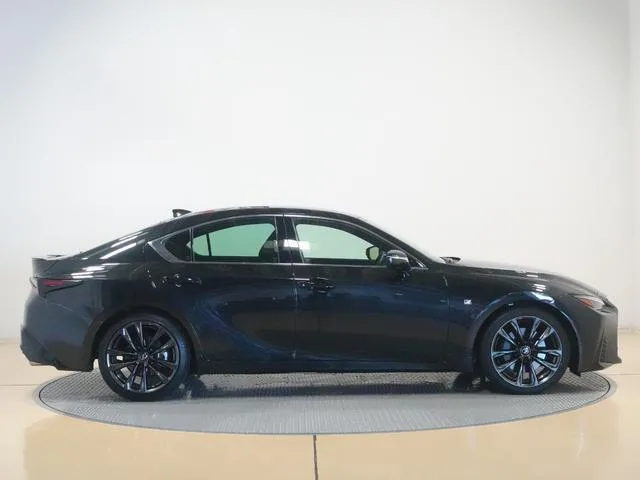 Lexus IS IS300 F SPORT 2023 — миниатюра 5