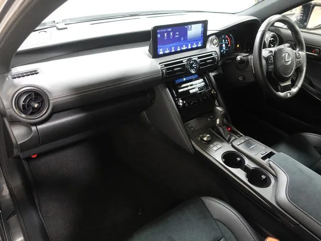 Lexus IS IS300 F SPORT MODE BLACK III 2023 — миниатюра 4