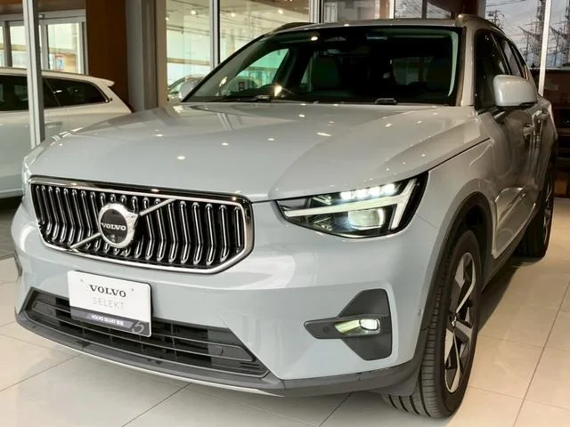 Volvo XC40 ULTRA B4 AWD 2024 — миниатюра 2