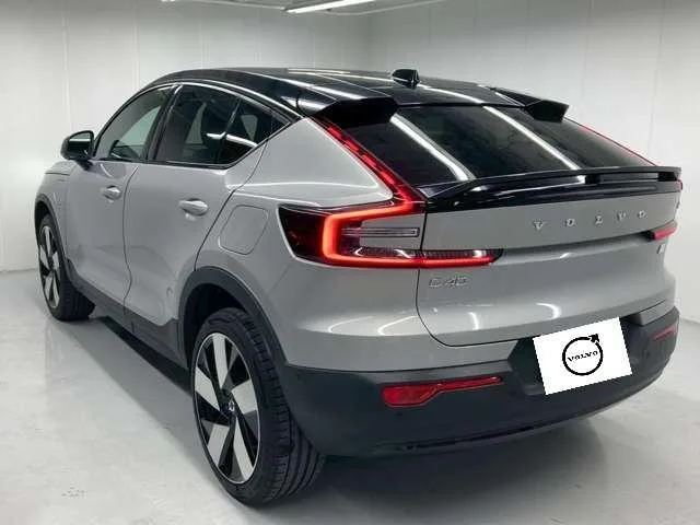 Volvo C40 RECHARGE RECHARGE PLUS SINGLE MOTOR 2022 — миниатюра 2