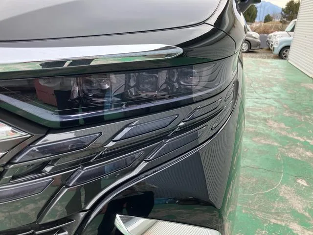 Toyota ALPHARD HYBRID Z 2025 — миниатюра 3
