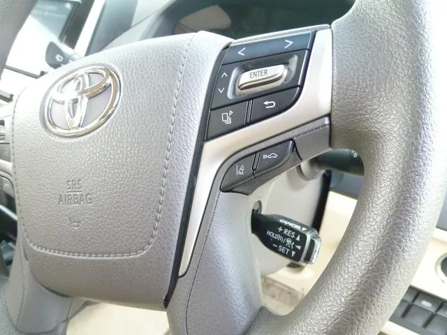 Toyota Land Cruiser Prado TX 2022 — миниатюра 3