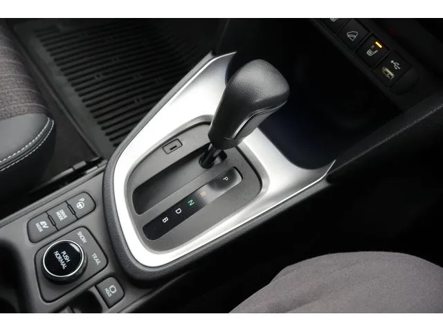 Toyota YARIS CROSS HYBRID Z 2023 — миниатюра 2