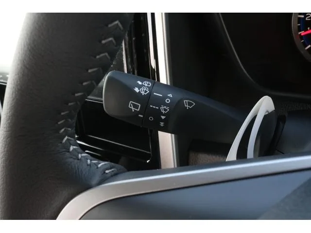 Toyota ROOMY CUSTOM G 2025 — миниатюра 3