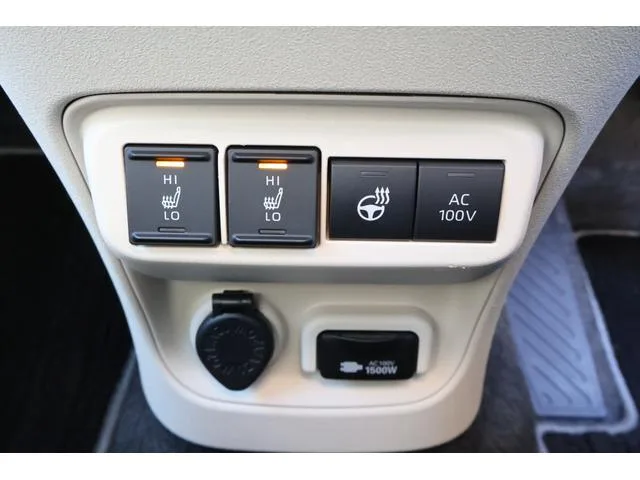 Toyota SIENTA HYBRID Z 2024 — миниатюра 3