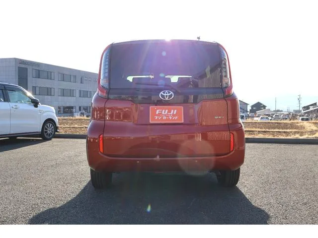 Toyota SIENTA HYBRID Z 2024 — миниатюра 5