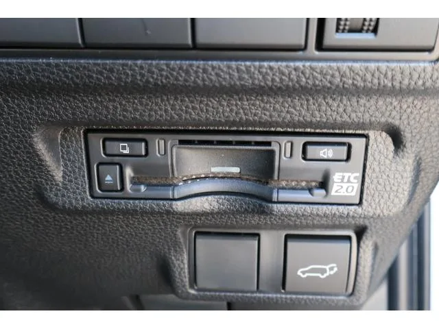 Toyota COROLLA CROSS HYBRID Z 2025 — миниатюра 3