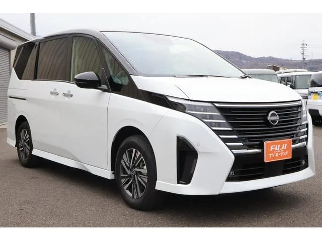 Nissan SERENA E-4ORCE HIGHWAY STAR V 2024 — миниатюра 5
