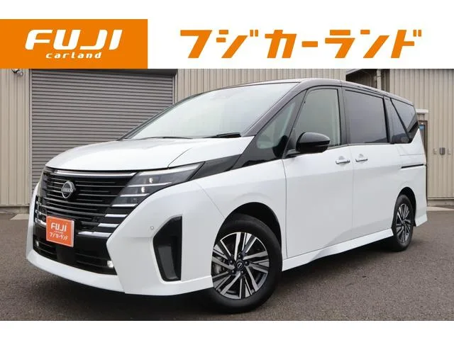 Nissan SERENA E-4ORCE HIGHWAY STAR V 2024 — фото 1, купить с доставкой в Москву