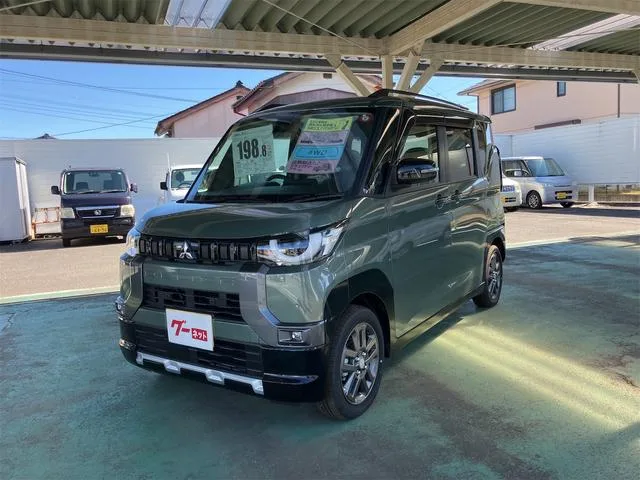 Mitsubishi DELICA MINI G PREMIUM 2023 — фото 1, купить с доставкой в Москву