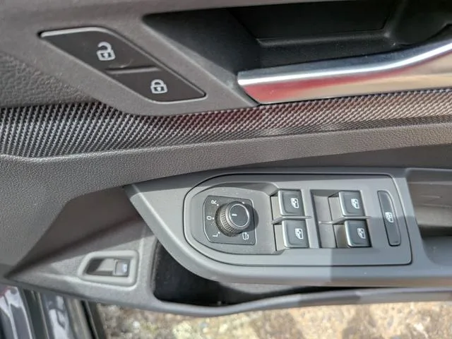 Volkswagen GOLF VARIANT TDI R LINE 2025 — миниатюра 5