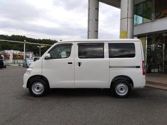 Toyota TOWNACE VAN GL 2024 — миниатюра 3