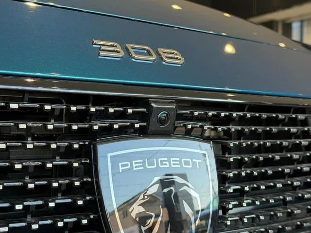 Peugeot 308 GT HYBRID 2025 — миниатюра 4