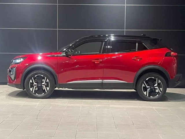 Peugeot 2008 GT BLUE HDI 2023 — миниатюра 3