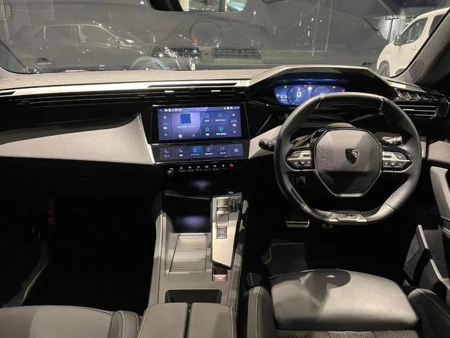 Peugeot 308 SW GT BLUE HDI 2023 — миниатюра 2