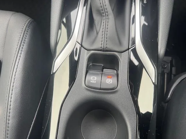Toyota CorollaCross HYBRID Z 2024 — миниатюра 4