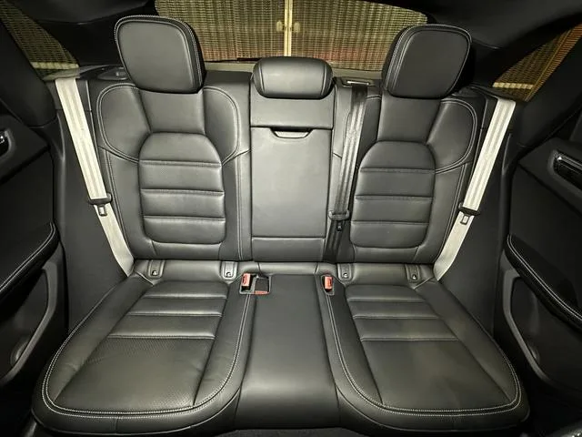 Porsche Macan MACAN GTS 2024 — миниатюра 3