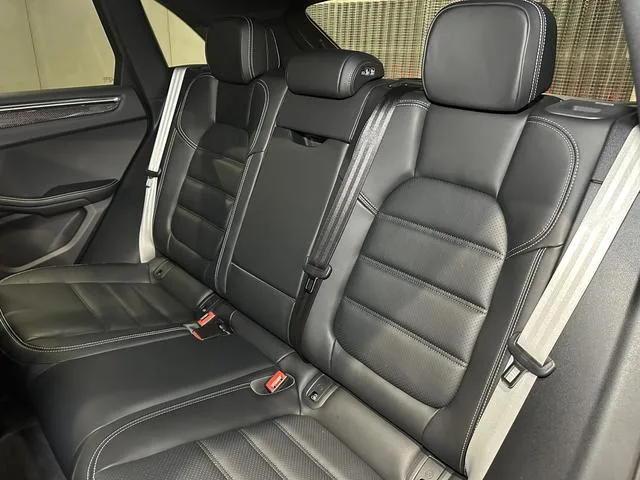 Porsche Macan MACAN GTS 2024 — миниатюра 4