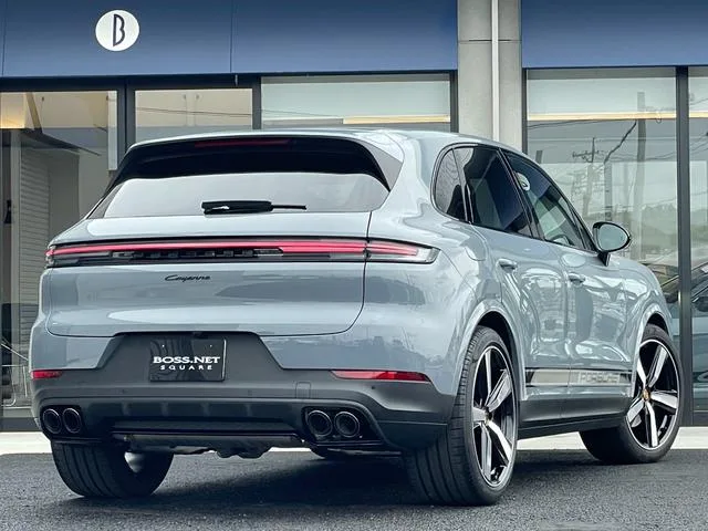 Porsche Cayenne BASEGRADE 2024 — миниатюра 2