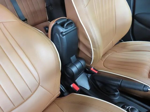MINI MINI COOPER D ESSENTIAL TRIM 2022 — миниатюра 5