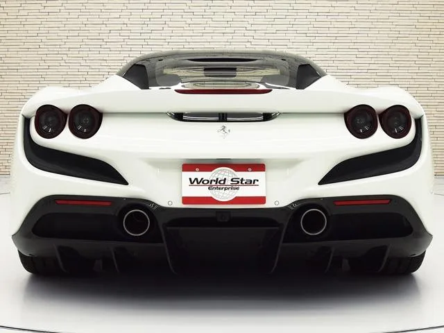 Ferrari F8 TRIBUTO 2022 — миниатюра 2