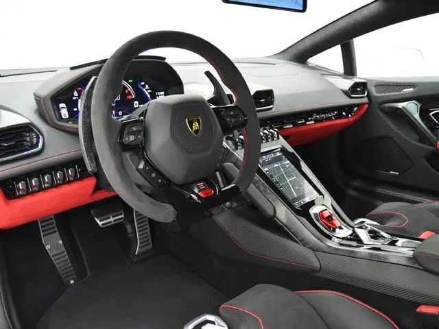 Lamborghini HURACAN EVO RWD COUPE 2022 — миниатюра 3
