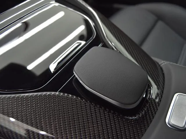 Mercedes Amg SL SL63 4MATIC+ 2025 — миниатюра 4