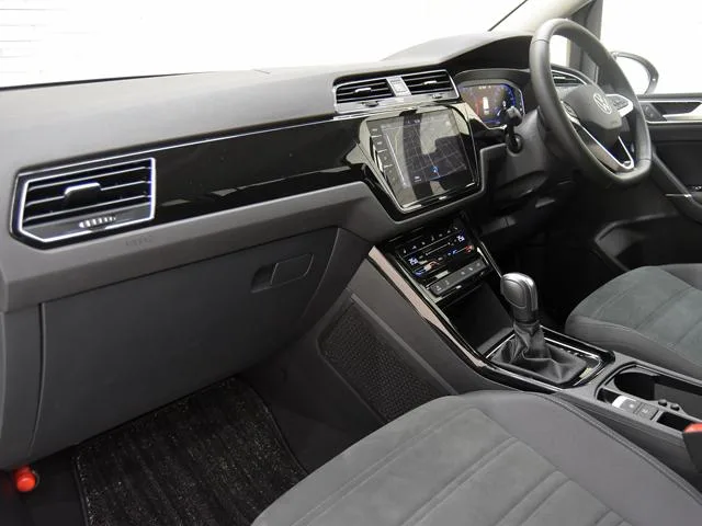 Volkswagen GOLF TOURAN TDI HIGHLINE 2023 — миниатюра 3