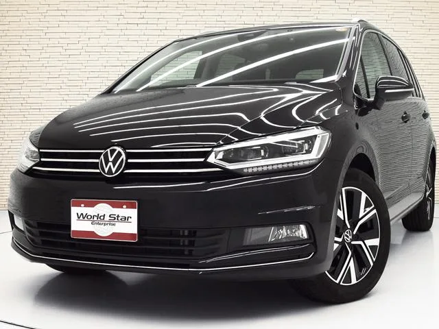 Volkswagen GOLF TOURAN TDI HIGHLINE 2023 — фото 1, купить с доставкой в Москву