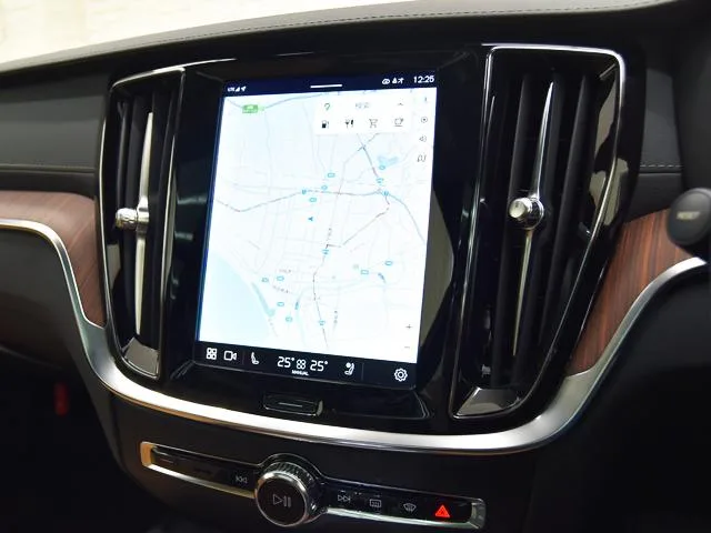 Volvo V60 ULTIMATE B4 2022 — миниатюра 5