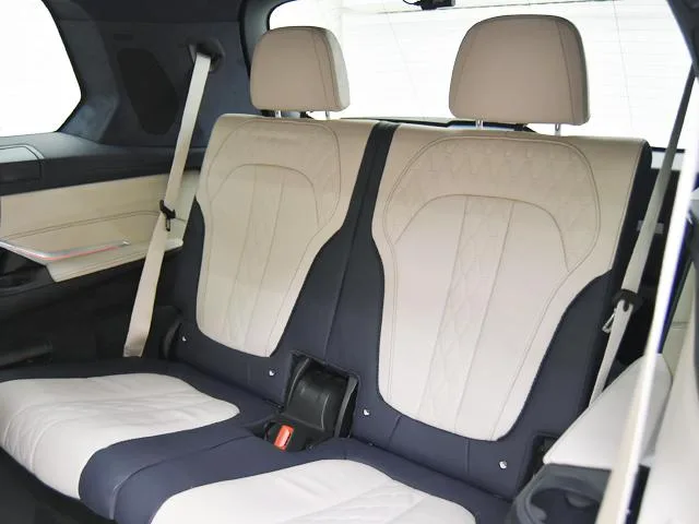 BMW X7 M50I 2023 — миниатюра 4