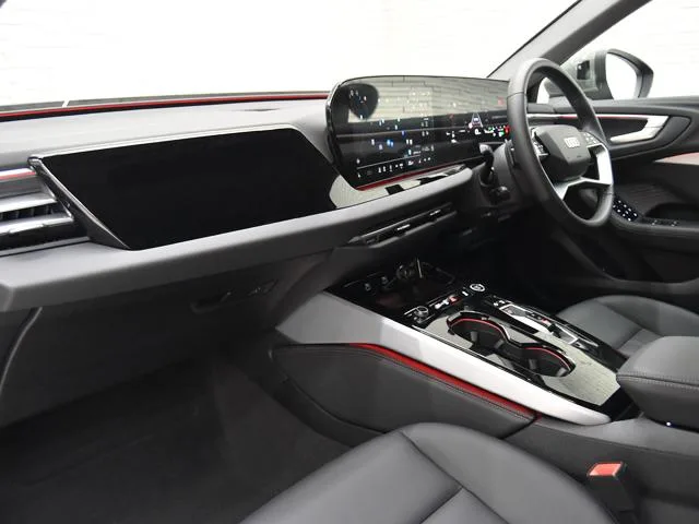 Audi A5 AVANT TFSI QUATTRO 150KW 2025 — миниатюра 3