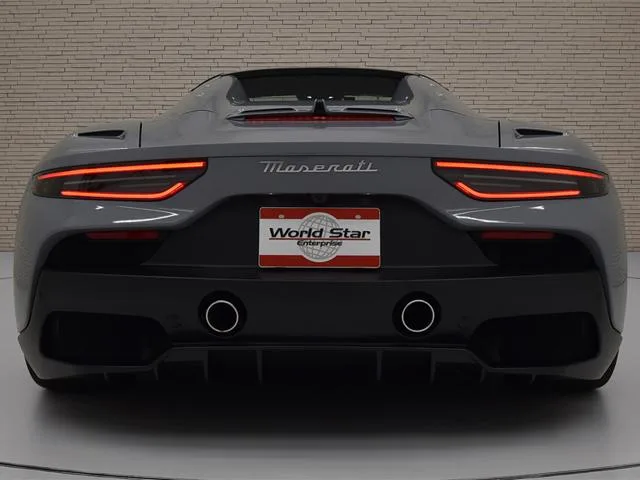 Maserati MC20 CIELO BASE GRADE 2023 — миниатюра 3
