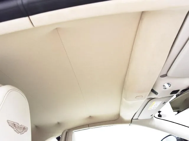 Aston Martin DB11 V8 2023 — миниатюра 4