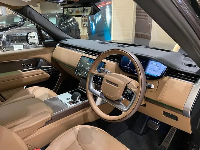 Land Rover RANGE ROVER AUTOBIOGRAPHY D350 STANDARD WHEELBASE 2025 — миниатюра 5