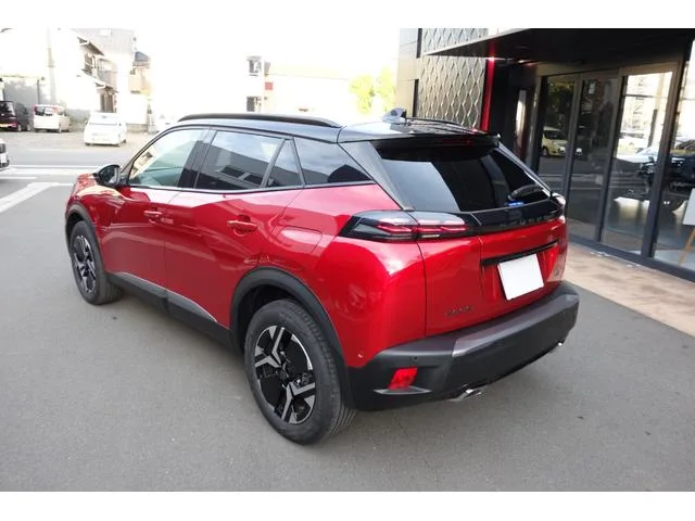Peugeot 2008 GT 2025 — миниатюра 3