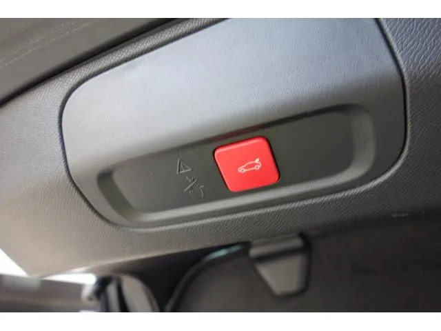 Peugeot 408 GT SELENIUM EDITION 2024 — миниатюра 4