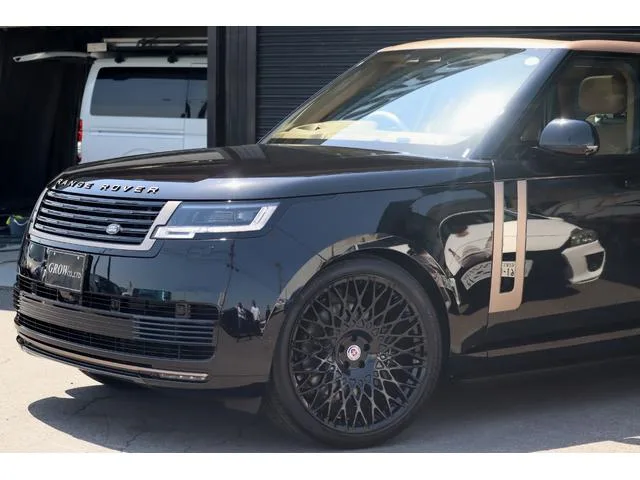 Land Rover Range Rover SV P615 STANDARD WHEELBASE 2024 — миниатюра 3